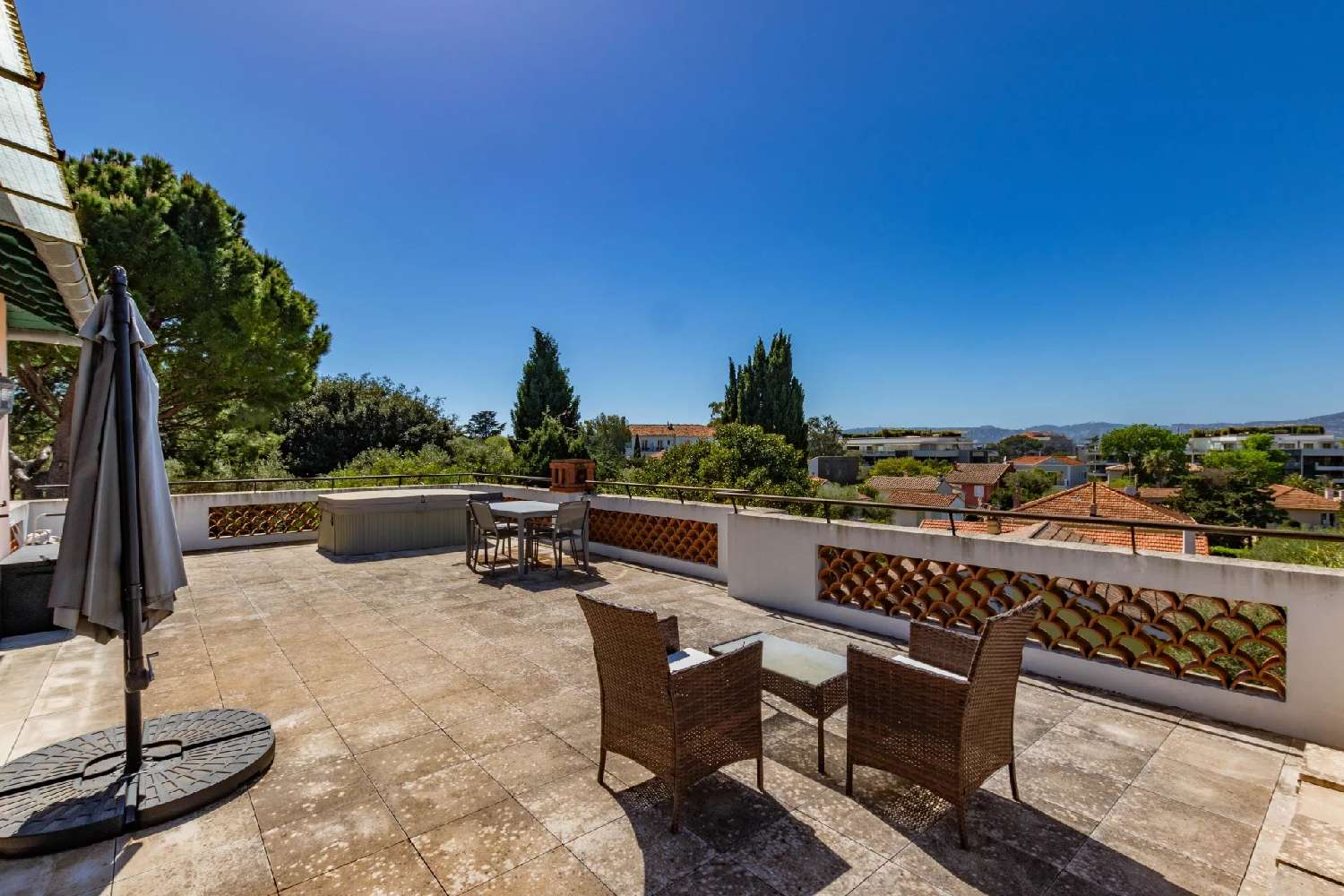  te koop villa Juan-les-Pins Alpes-Maritimes 3