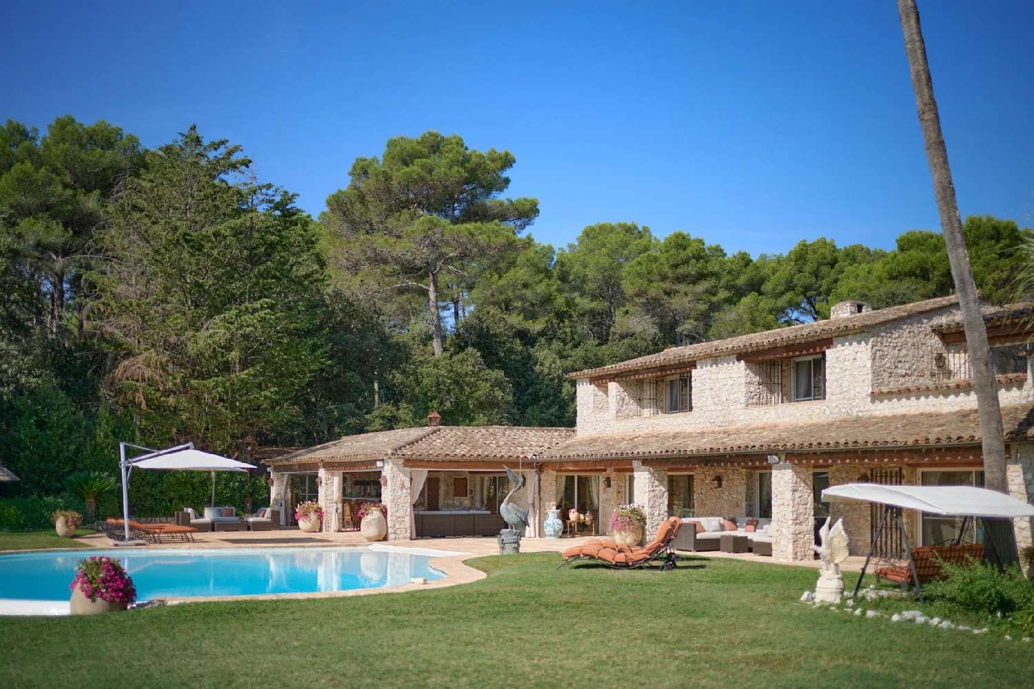  à vendre villa La Colle-sur-Loup Alpes-Maritimes 2