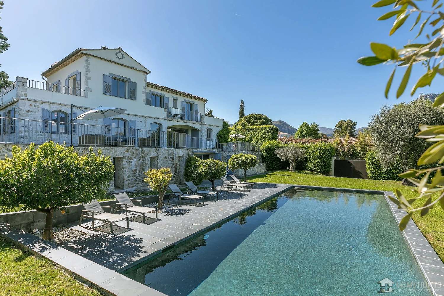 for sale villa La Gaude Alpes-Maritimes 1