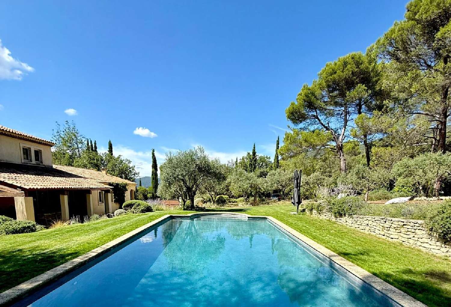  en venta villa Lourmarin Vaucluse 3