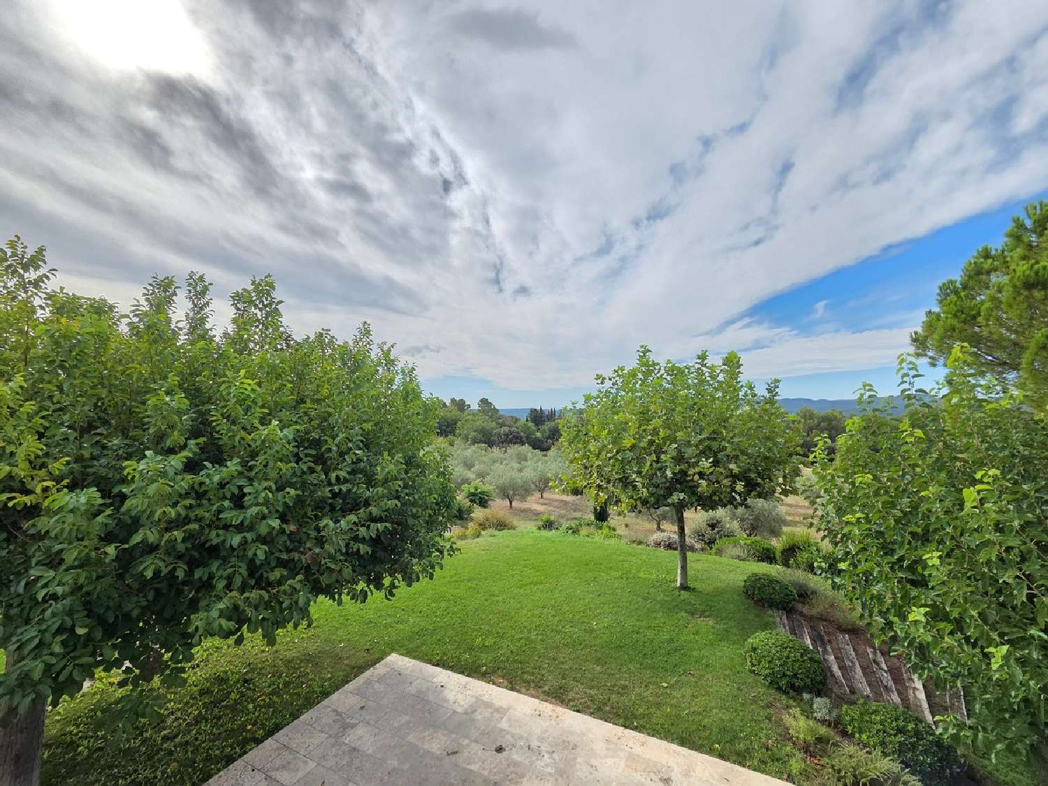  en venta villa Lourmarin Vaucluse 2