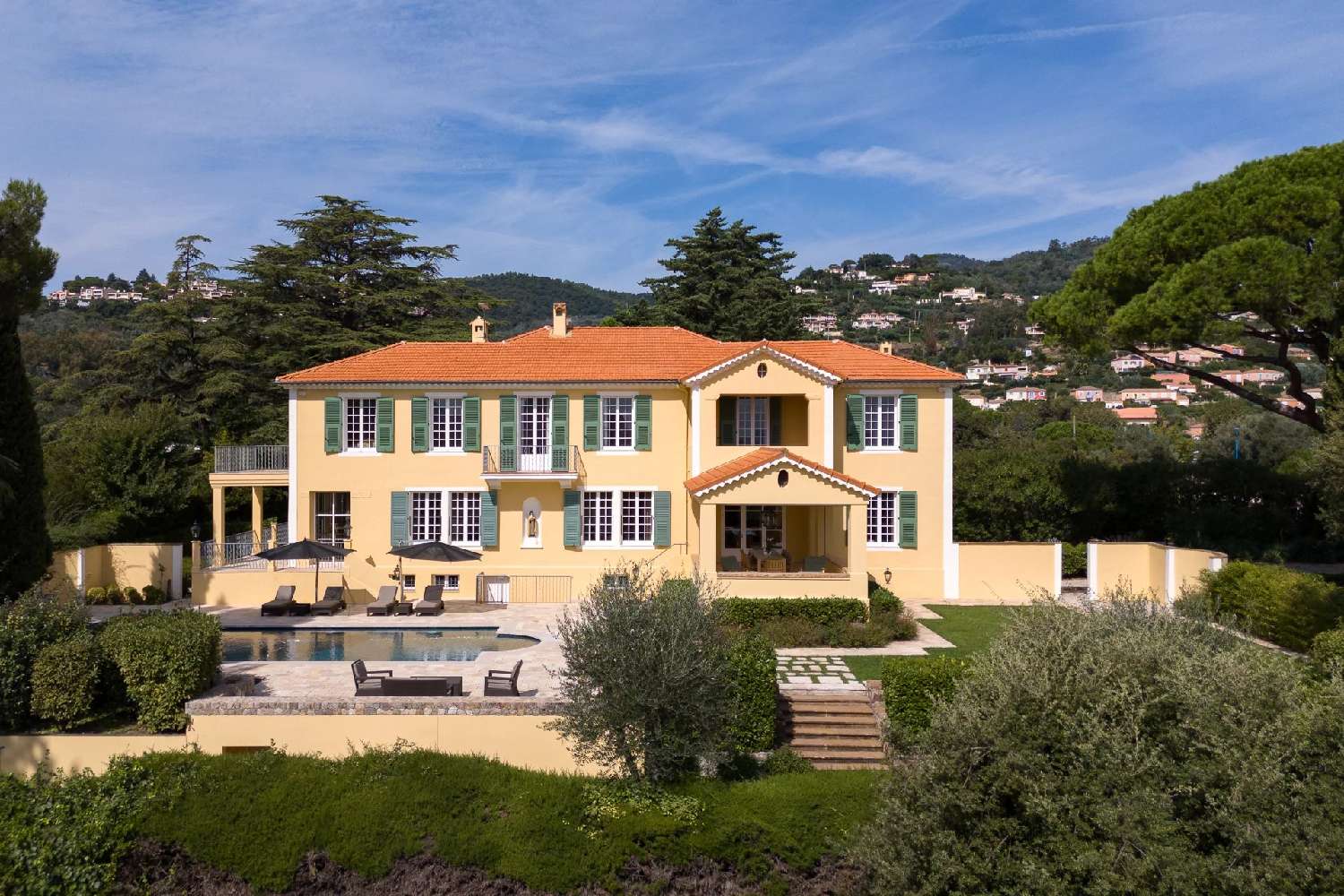  te koop villa Mandelieu-la-Napoule Alpes-Maritimes 1