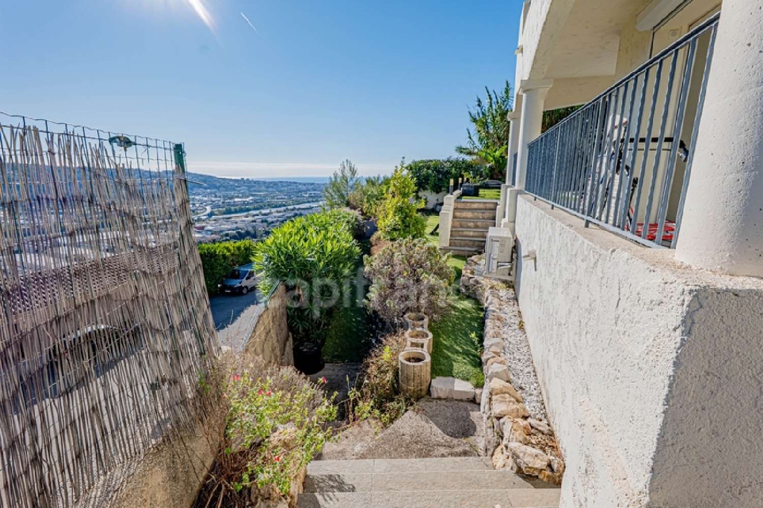 te koop villa Saint-Laurent-du-Var Alpes-Maritimes 4