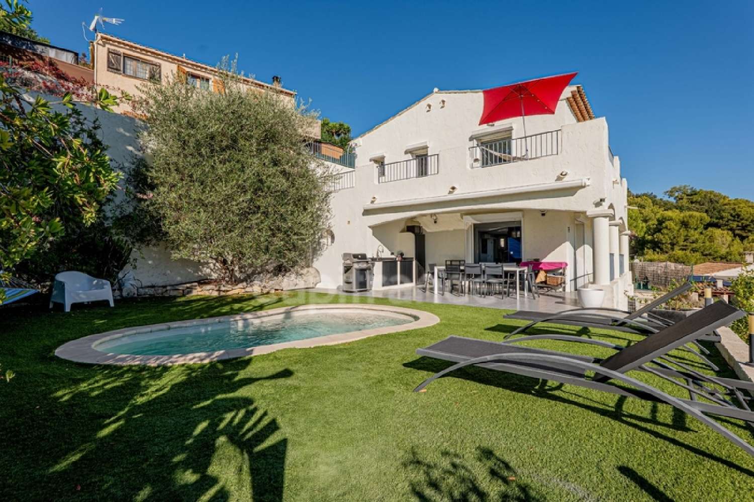  te koop villa Saint-Laurent-du-Var Alpes-Maritimes 5