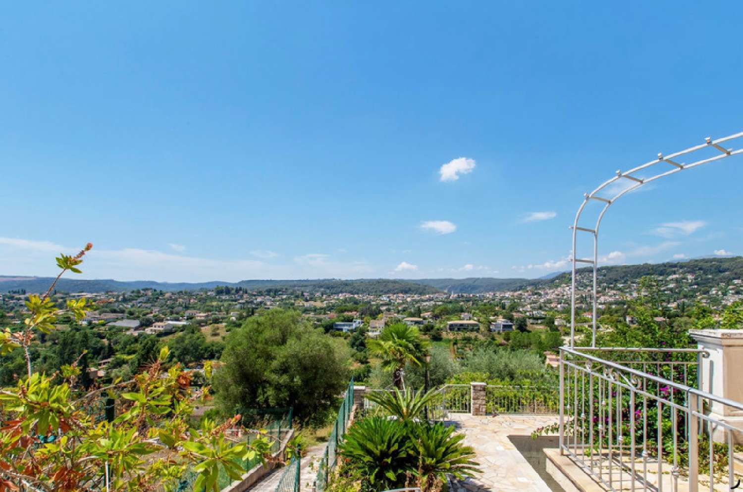  à vendre villa Saint-Paul Alpes-Maritimes 2