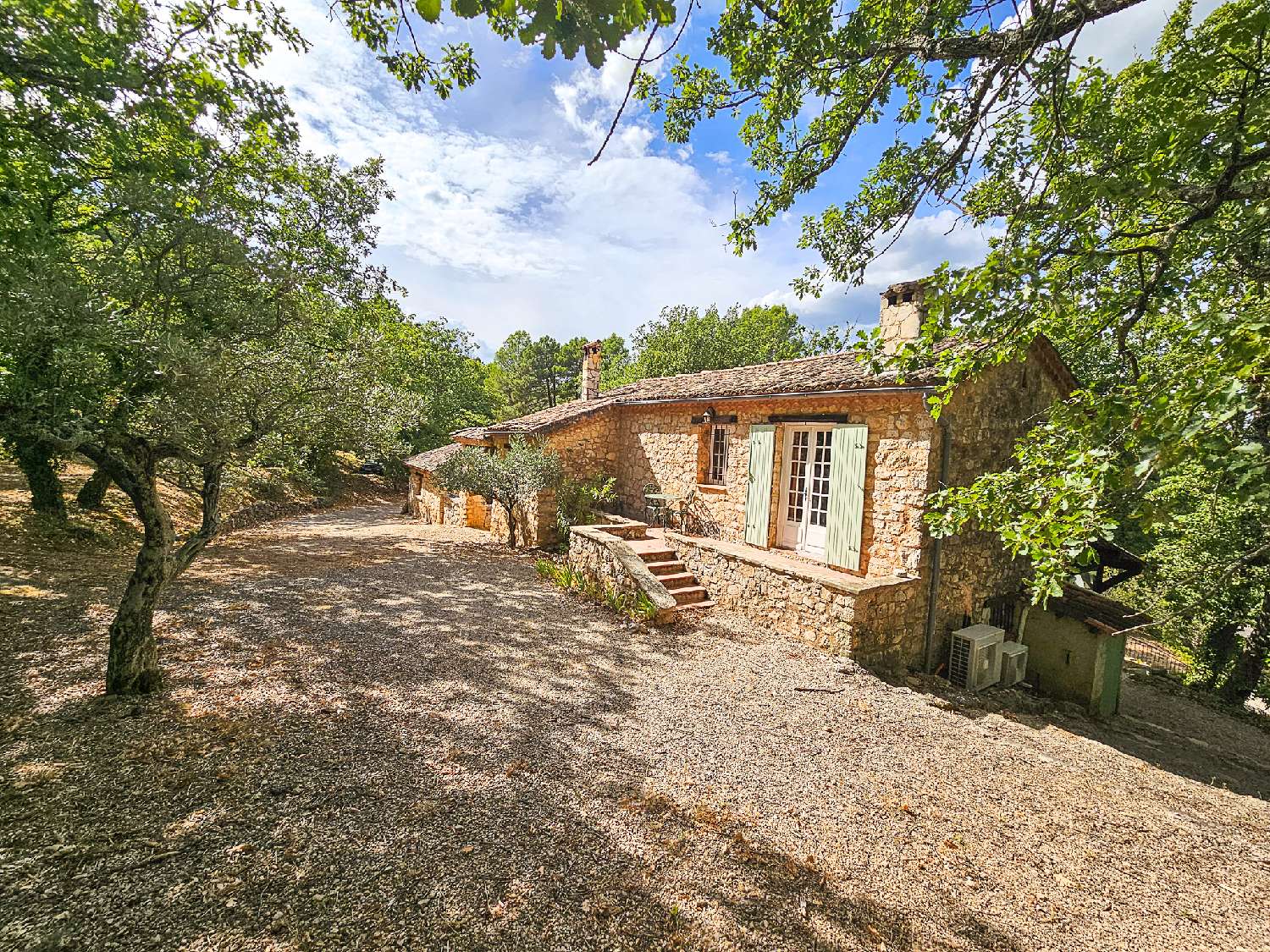  en venta villa Salernes Var 8
