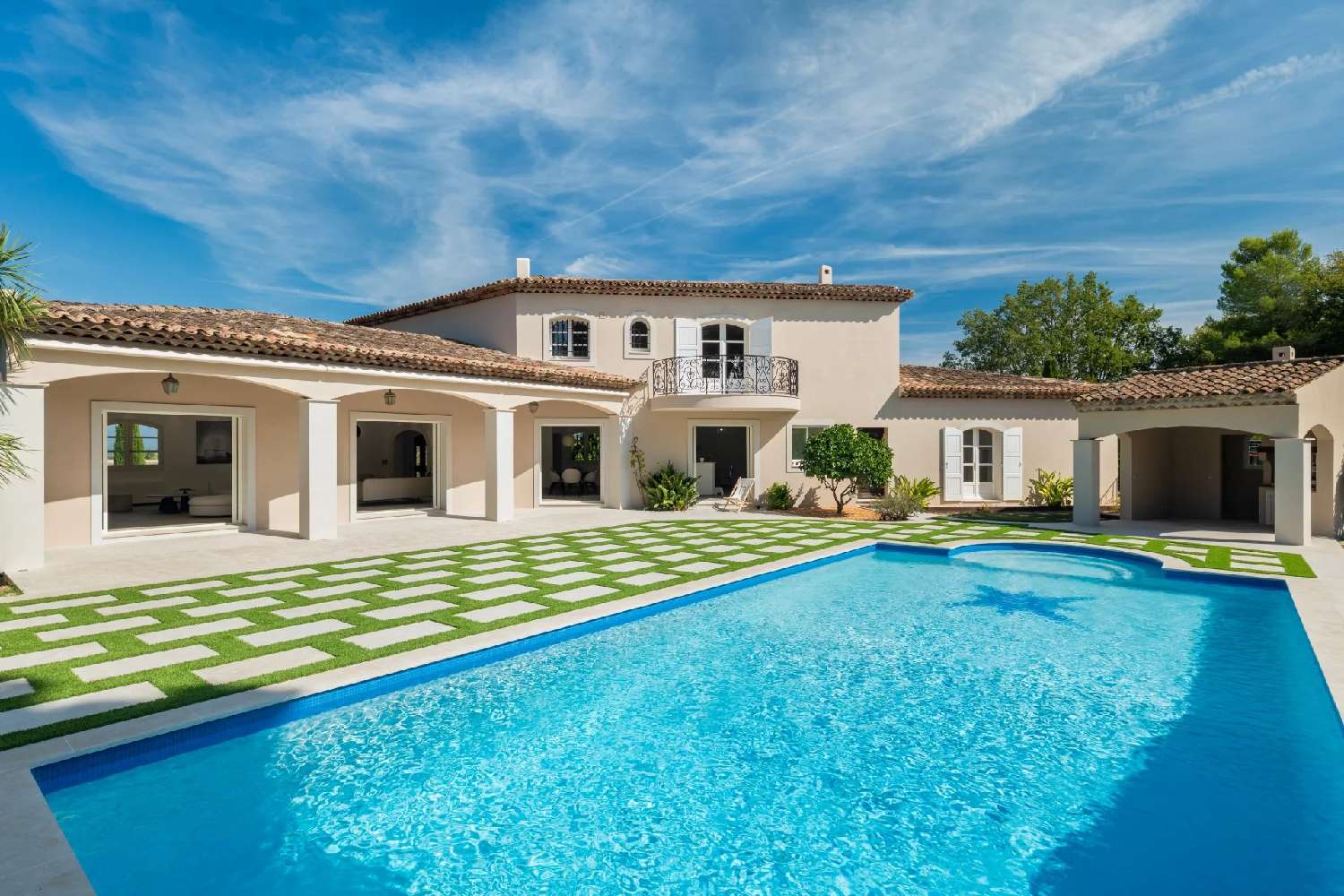  te koop villa Valbonne Alpes-Maritimes 2