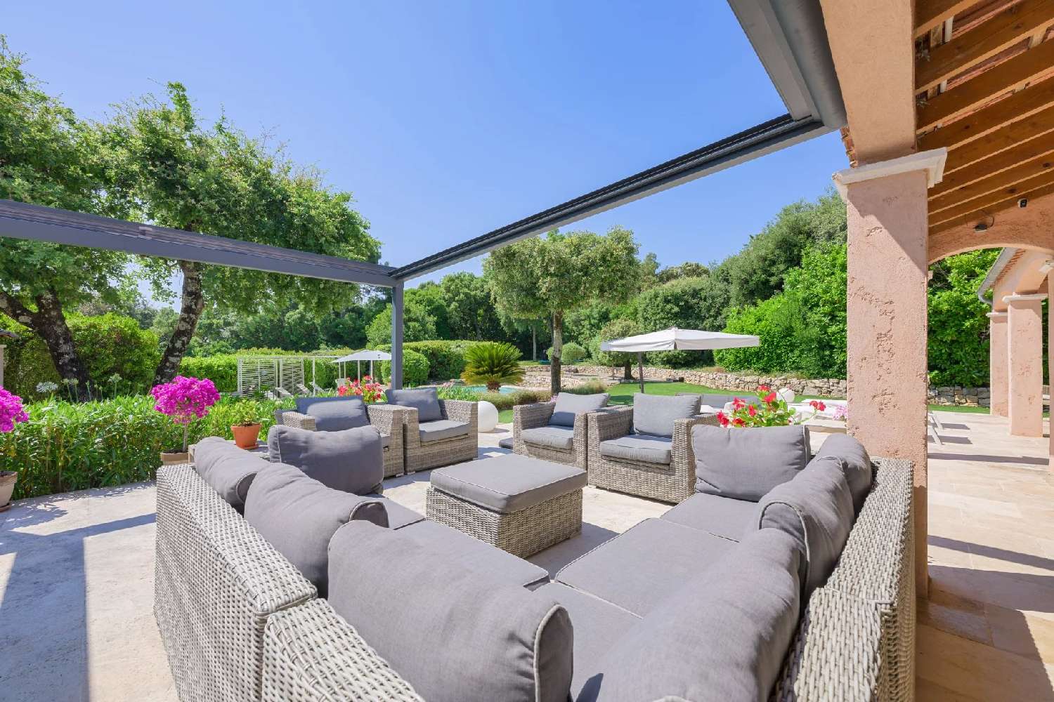  te koop villa Valbonne Alpes-Maritimes 6