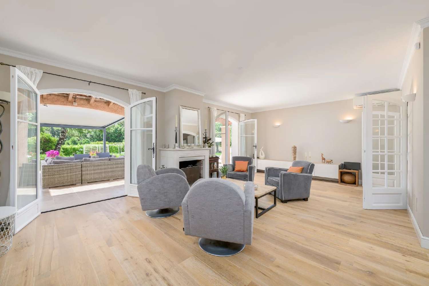  te koop villa Valbonne Alpes-Maritimes 8