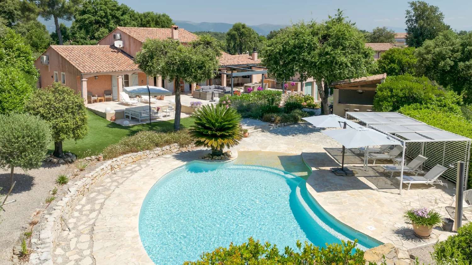  te koop villa Valbonne Alpes-Maritimes 1