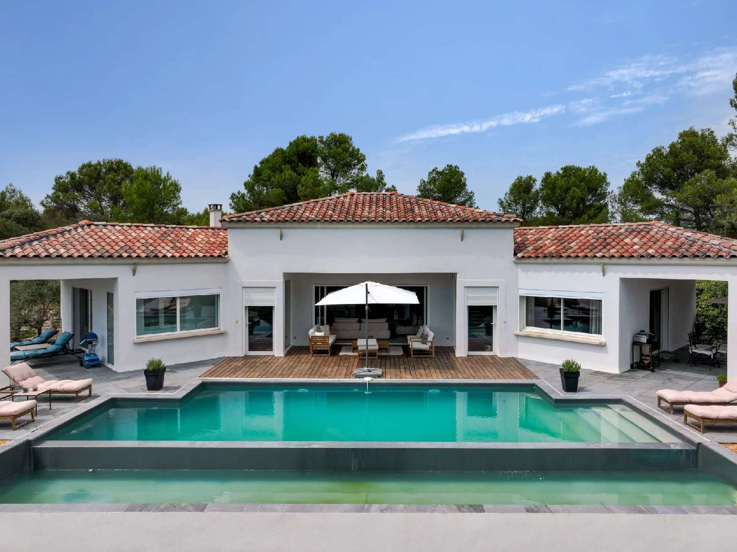  à vendre villa Aix-en-Provence Bouches-du-Rhône 2