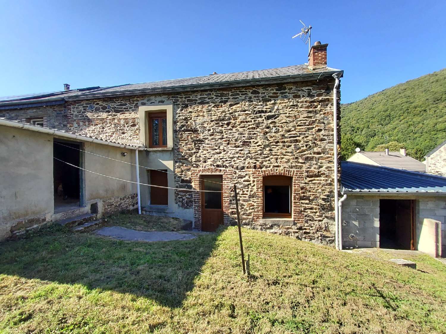  for sale village house Anchamps Ardennes 4