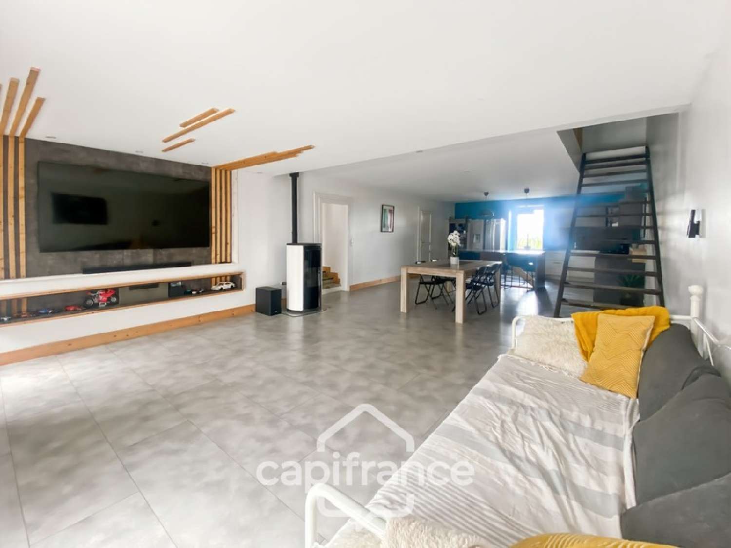  te koop dorpshuis Augea Jura 6