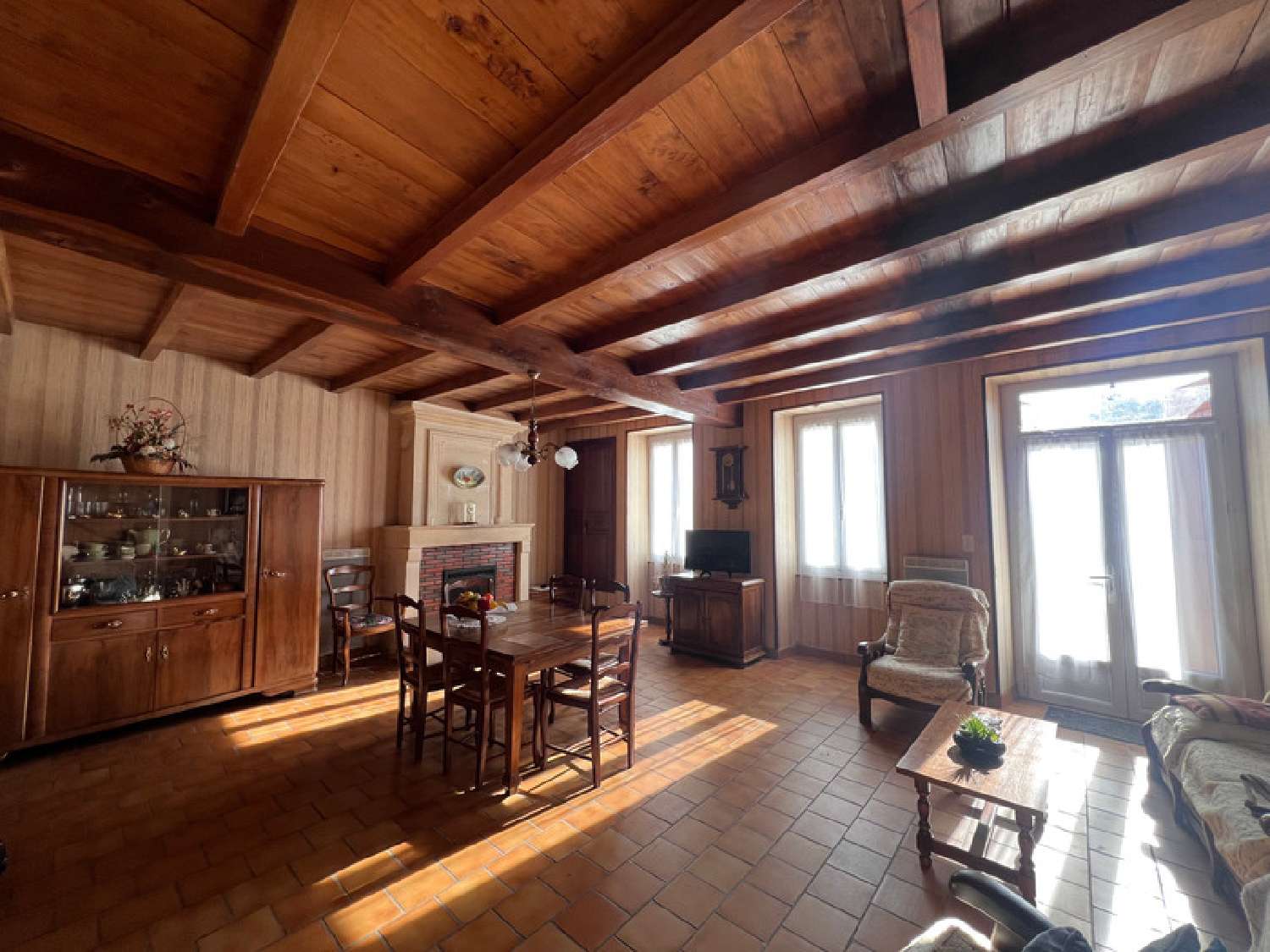  à vendre maison de village Burie Charente-Maritime 4