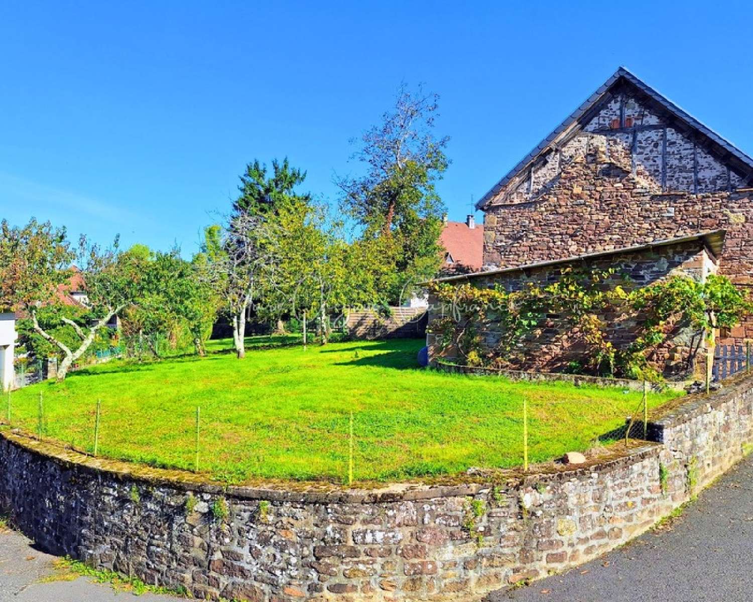  te koop dorpshuis Le Pescher Corrèze 2