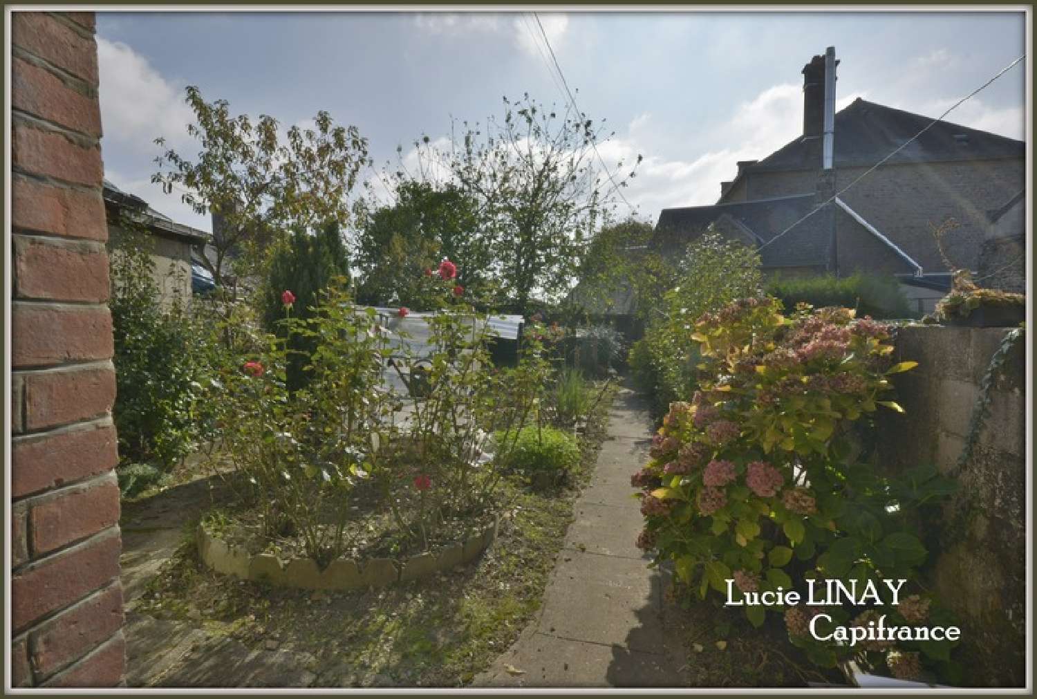 à vendre maison de village Montenay Mayenne 1
