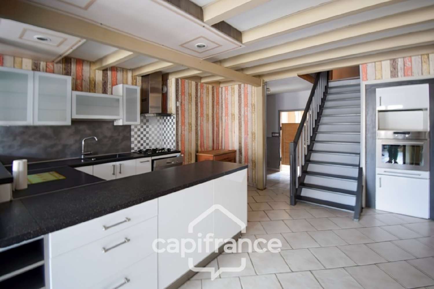  en venta casa de pueblo Saint-Germain-du-Bois Saône-et-Loire 5