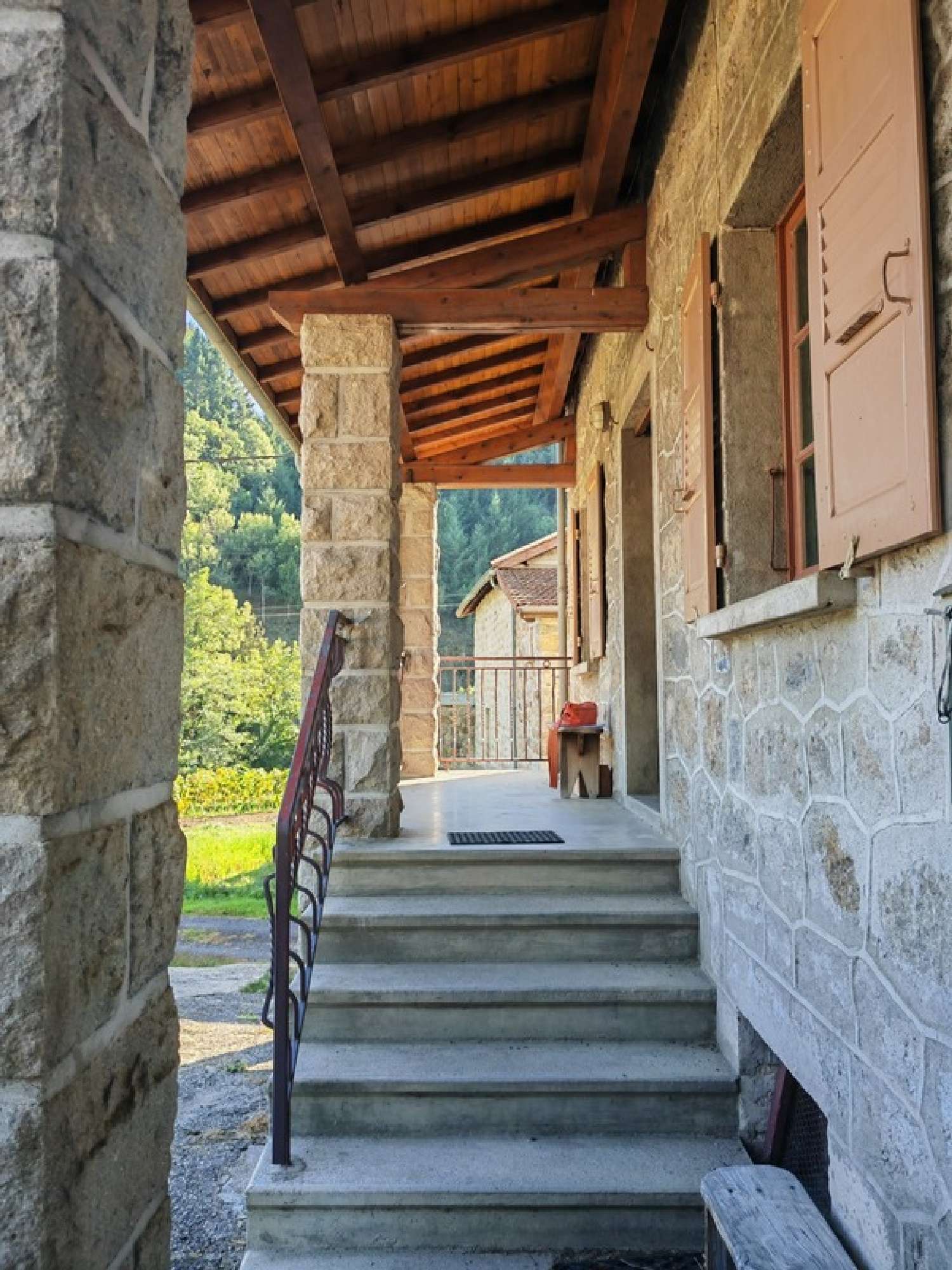  en venta casa de pueblo Saint-Martin-de-Valamas Ardèche 4