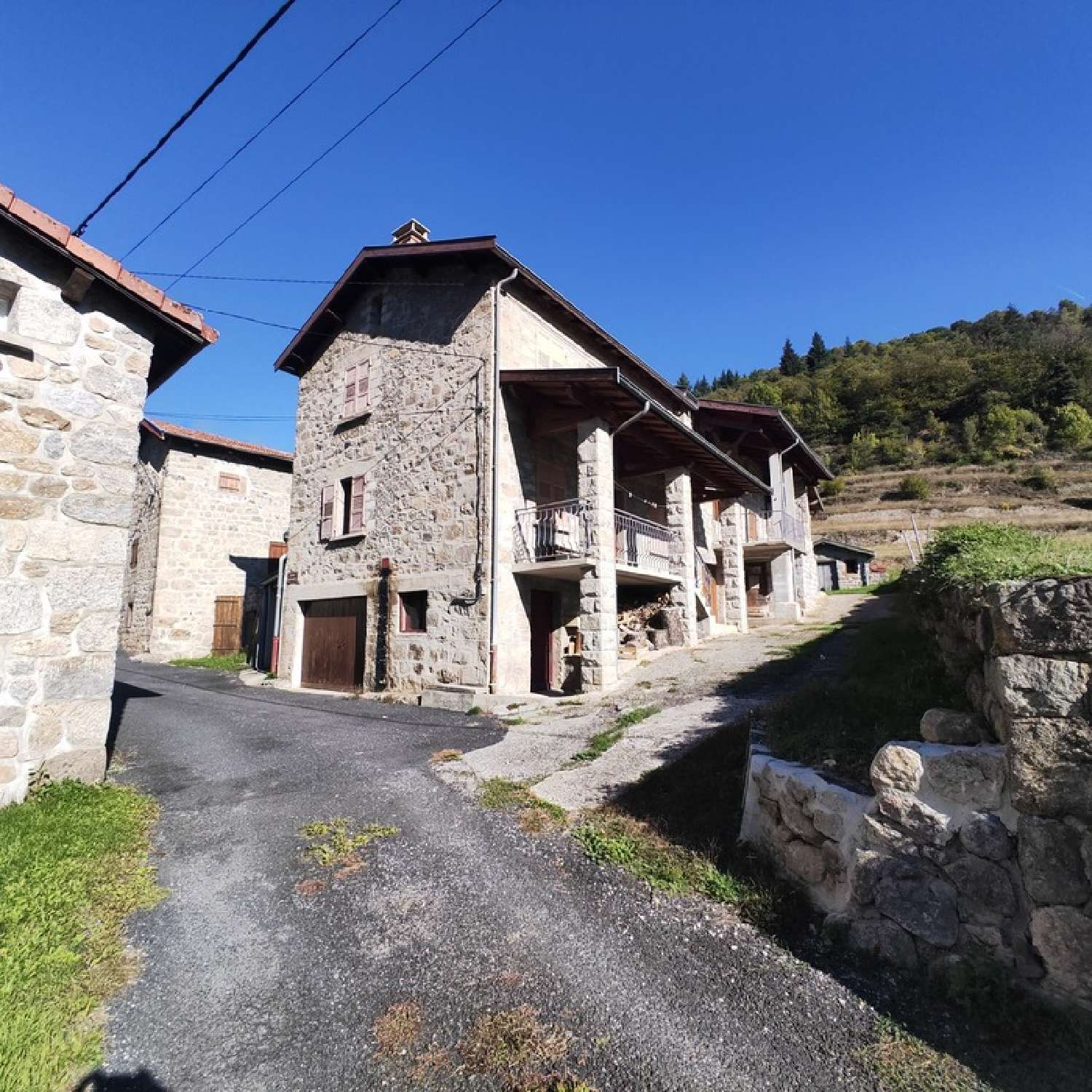  en venta casa de pueblo Saint-Martin-de-Valamas Ardèche 5