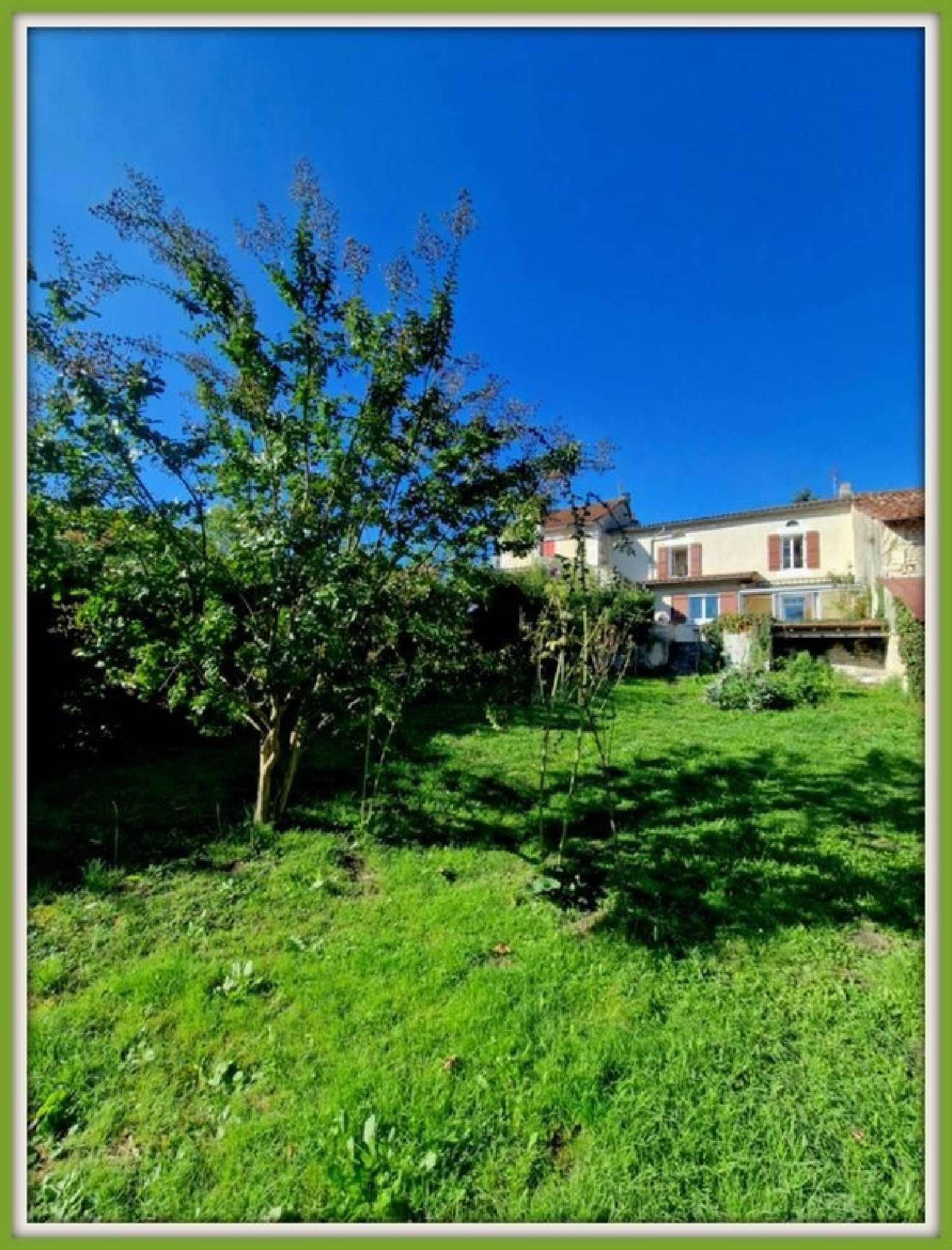 à vendre maison de village Verteillac Dordogne 3