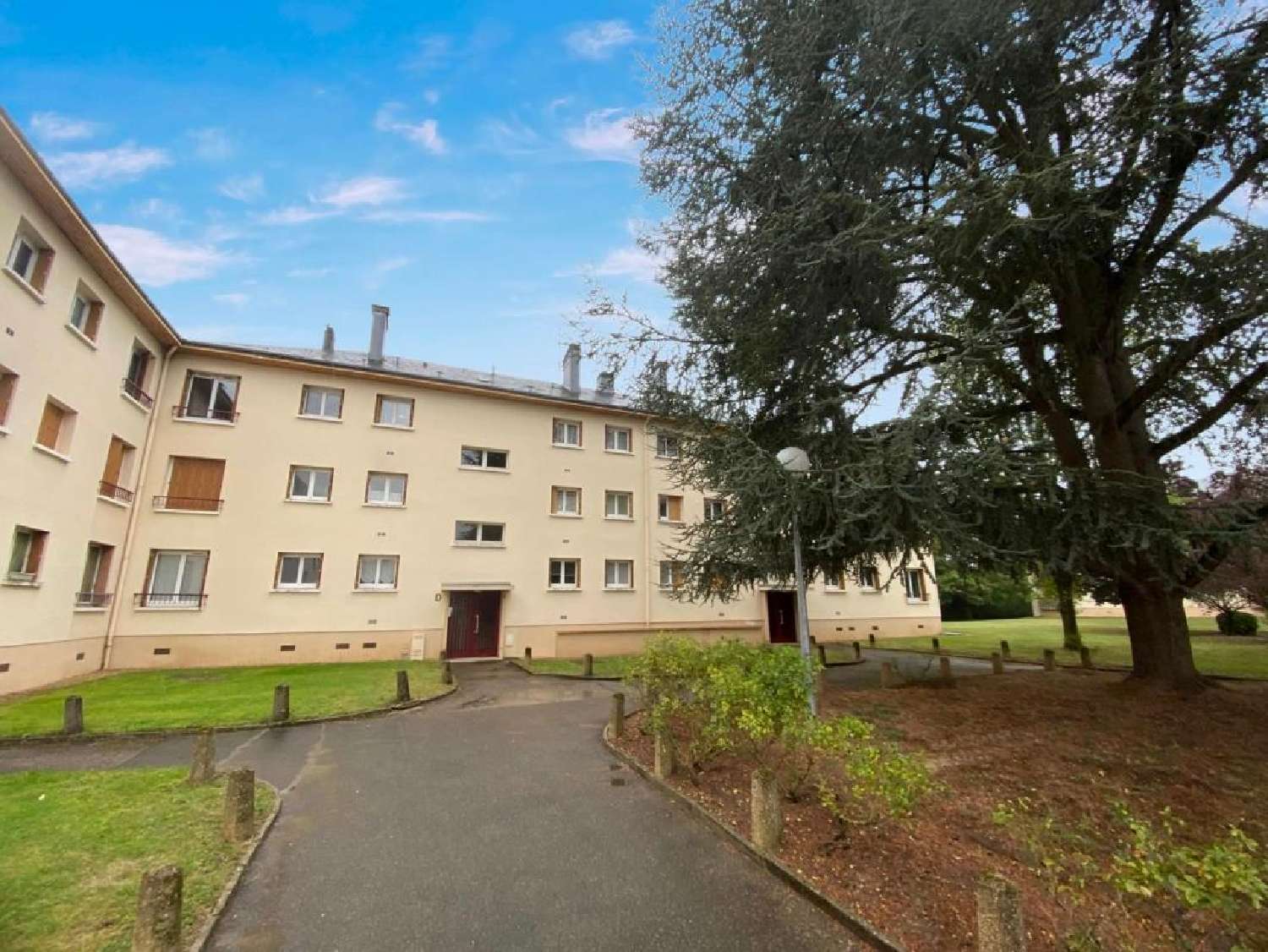  te koop appartement Aubergenville Yvelines 1