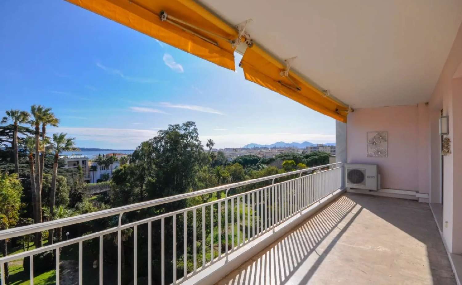  te koop appartement Cannes La Bocca Alpes-Maritimes 2