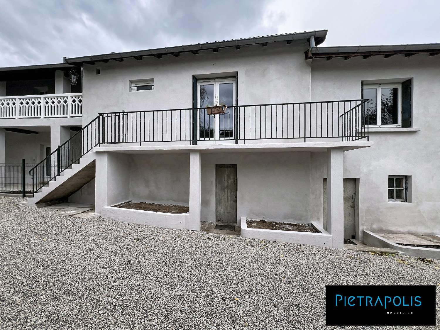 for sale apartment Genay Rhône 1