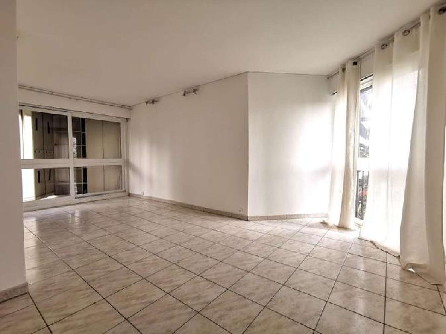  kaufen Wohnung/ Apartment Grigny Essonne 1