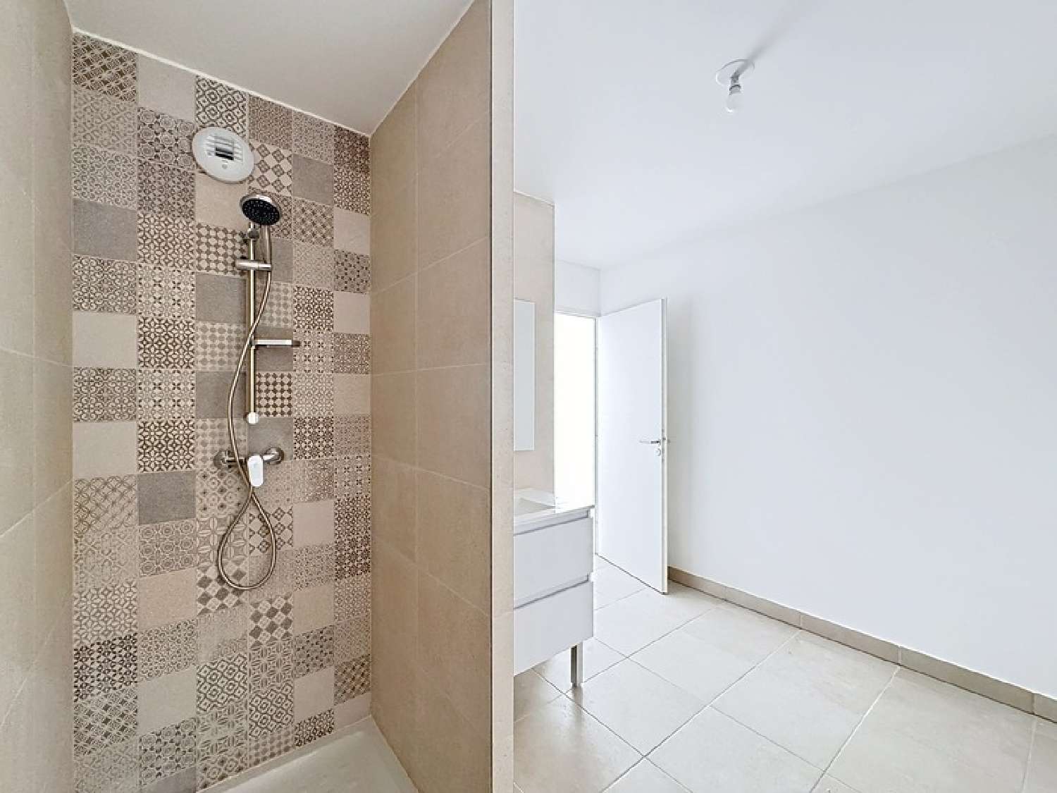  kaufen Wohnung/ Apartment Langlade Gard 6