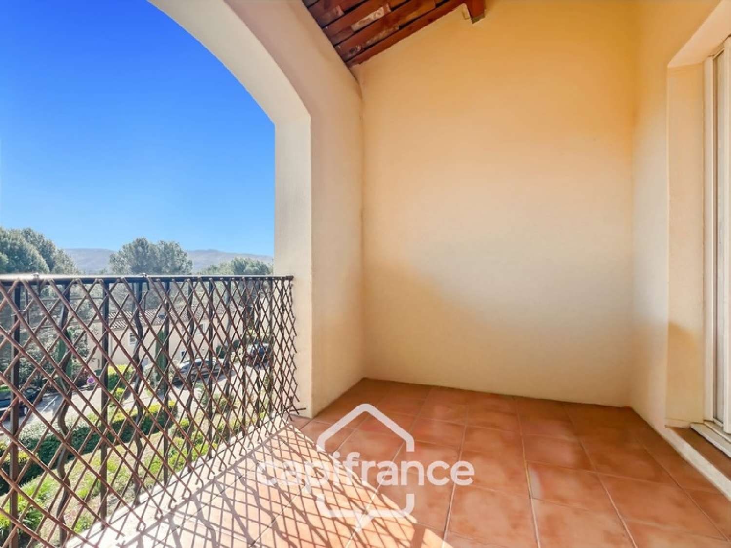  à vendre appartement Mallemort Bouches-du-Rhône 2