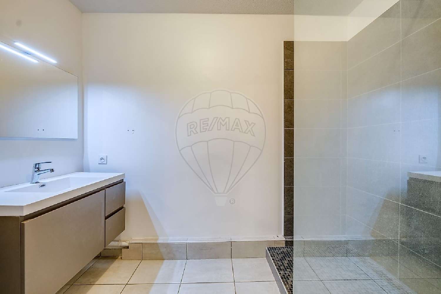  for sale apartment Marseille 11e Arrondissement Bouches-du-Rhône 4