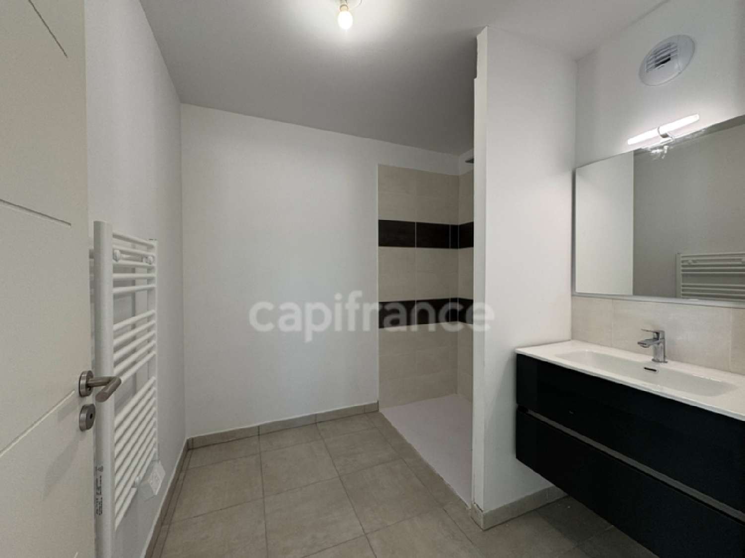  kaufen Wohnung/ Apartment Saint-Césaire Gard 7