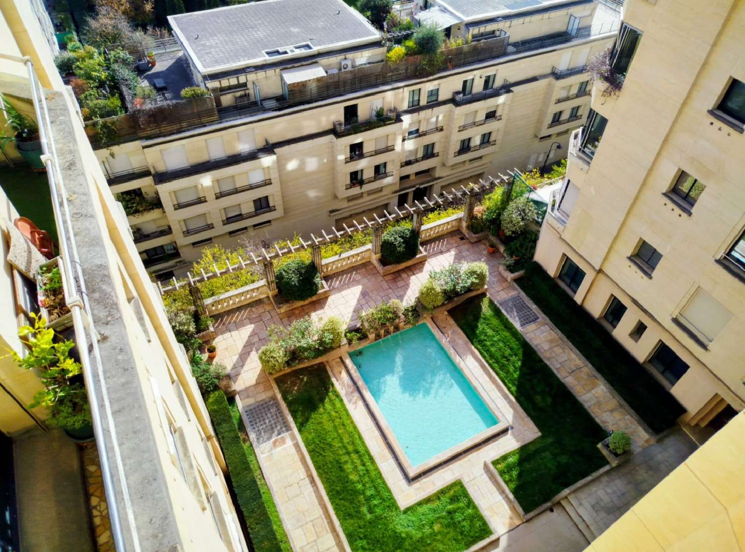 for sale apartment Paris 16e Arrondissement Paris (Seine) 8