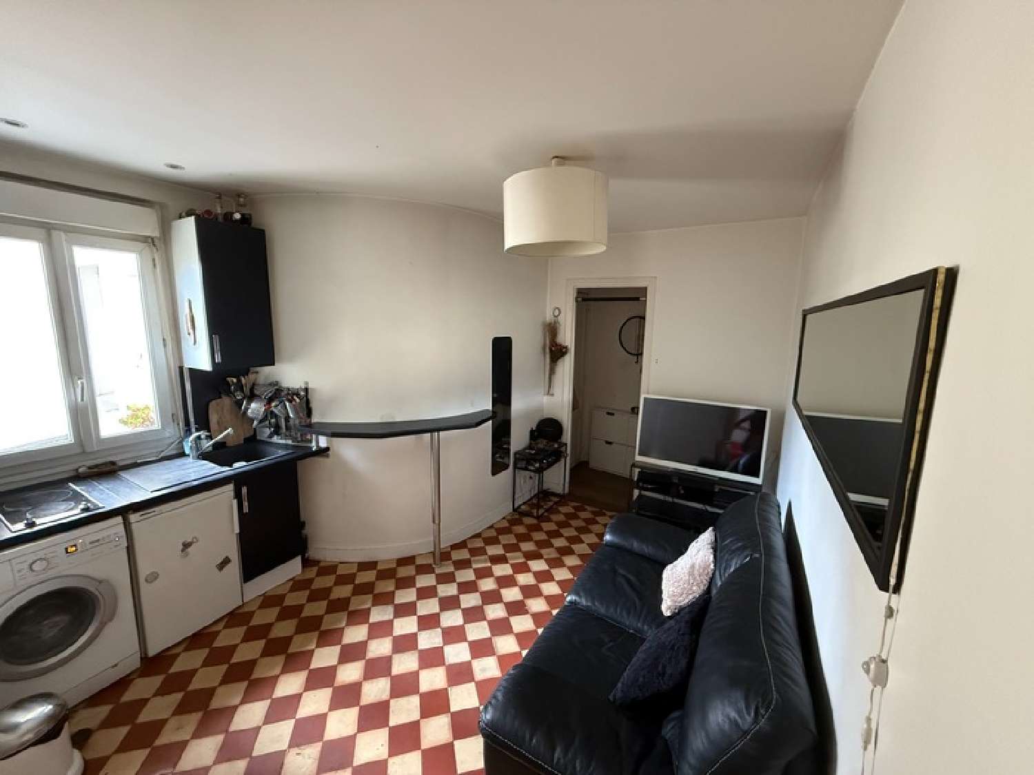 à vendre appartement Paris 18e Arrondissement Paris (Seine) 2