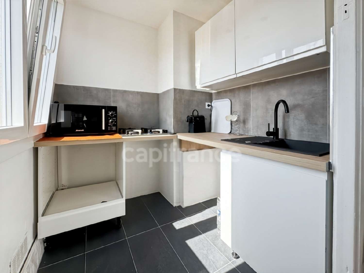  te koop appartement Paris 18e Arrondissement Parijs (Seine) 4