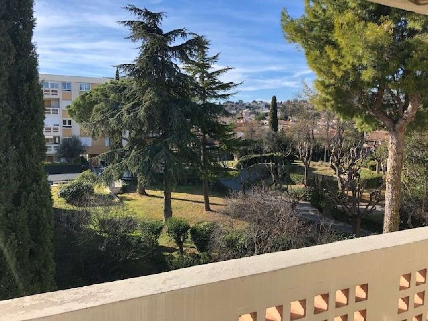  à vendre appartement Plan-de-Cuques Bouches-du-Rhône 1