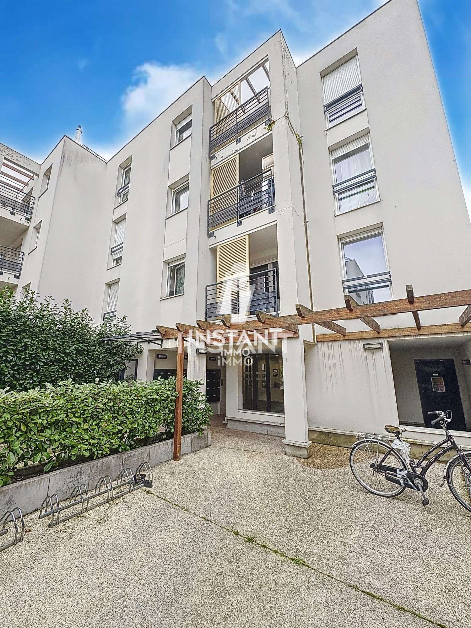 à vendre appartement Saint-Denis Seine-Saint-Denis 8