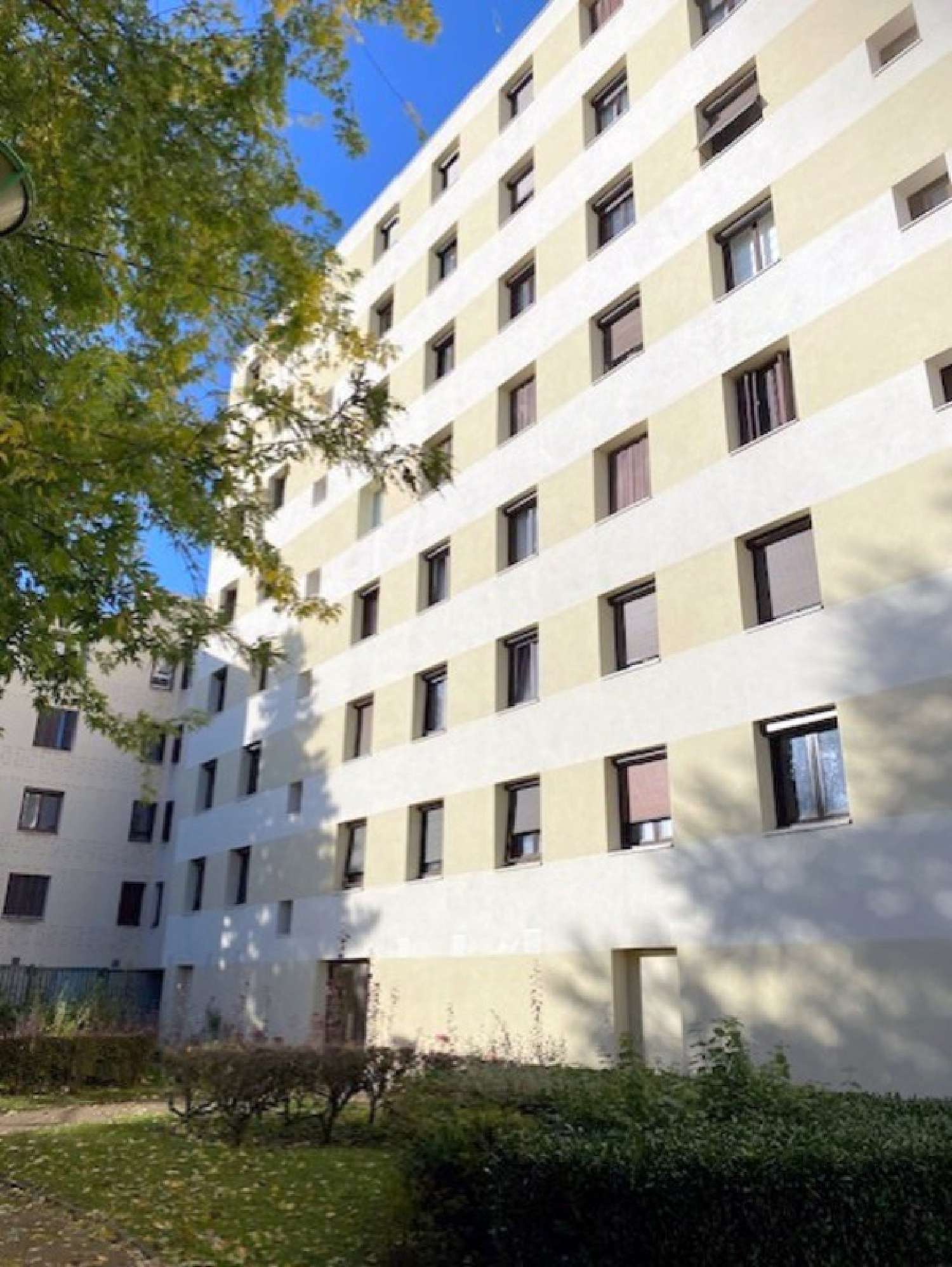  te koop appartement Sens Yonne 1