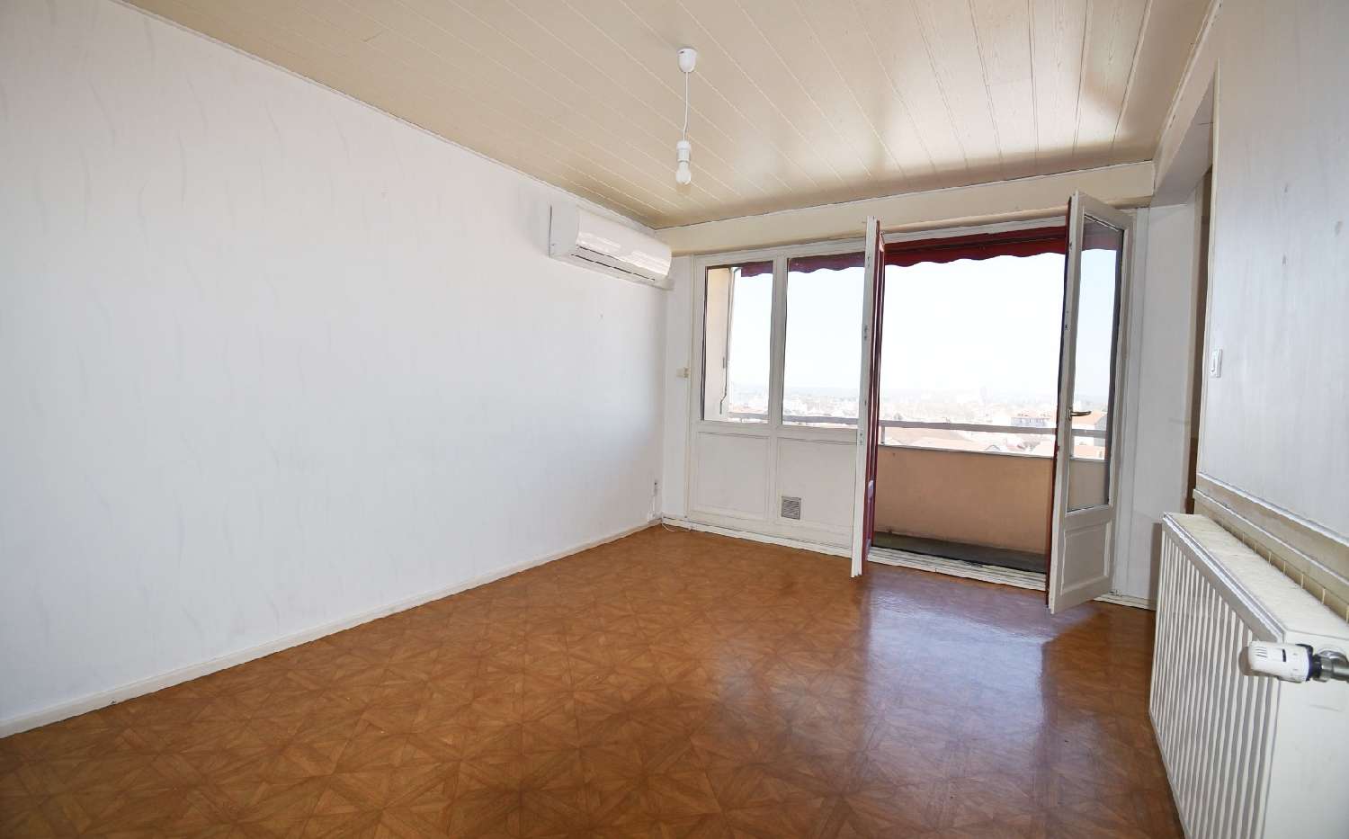  for sale apartment Vichy Allier 2