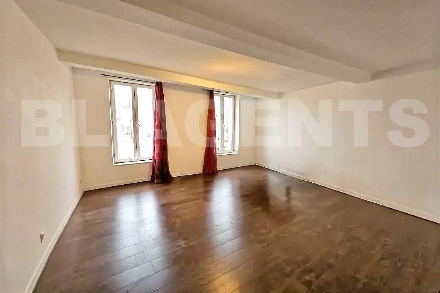  te koop appartement Vouziers Ardennes 1