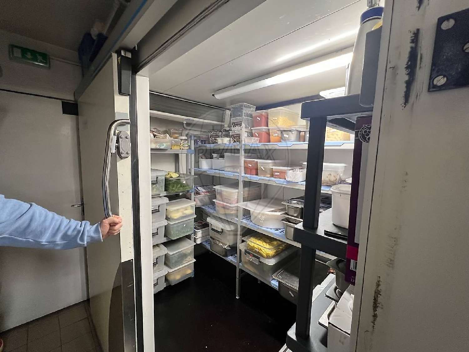 te koop bar-café Opio Alpes-Maritimes 6