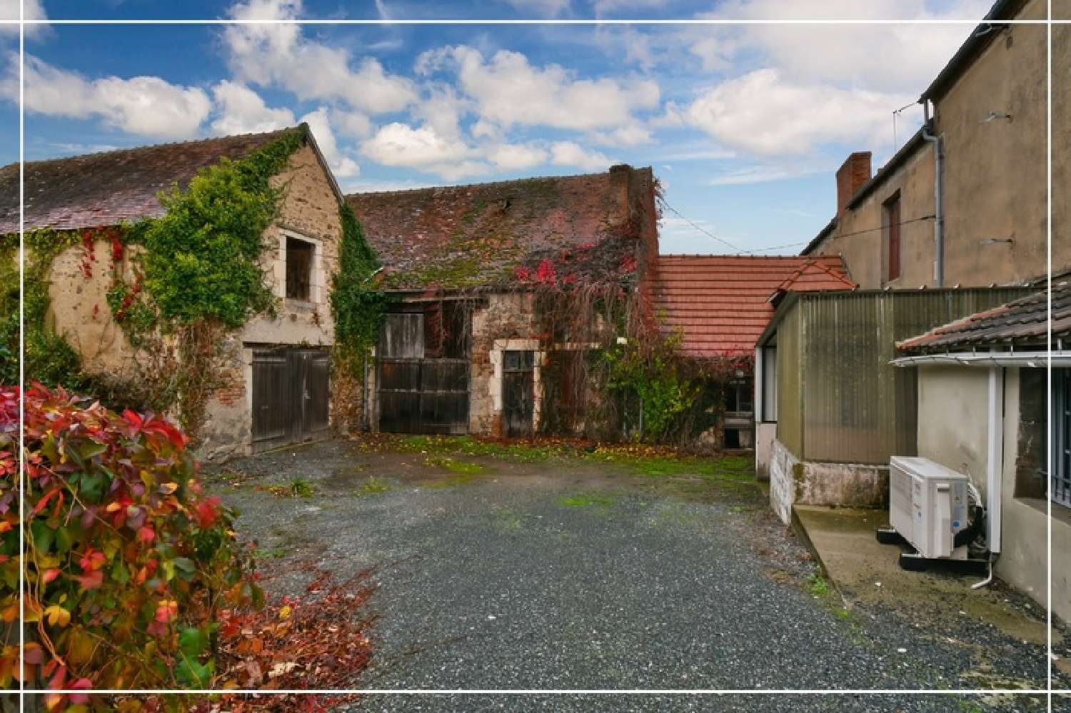  te koop schuur Huriel Allier 1