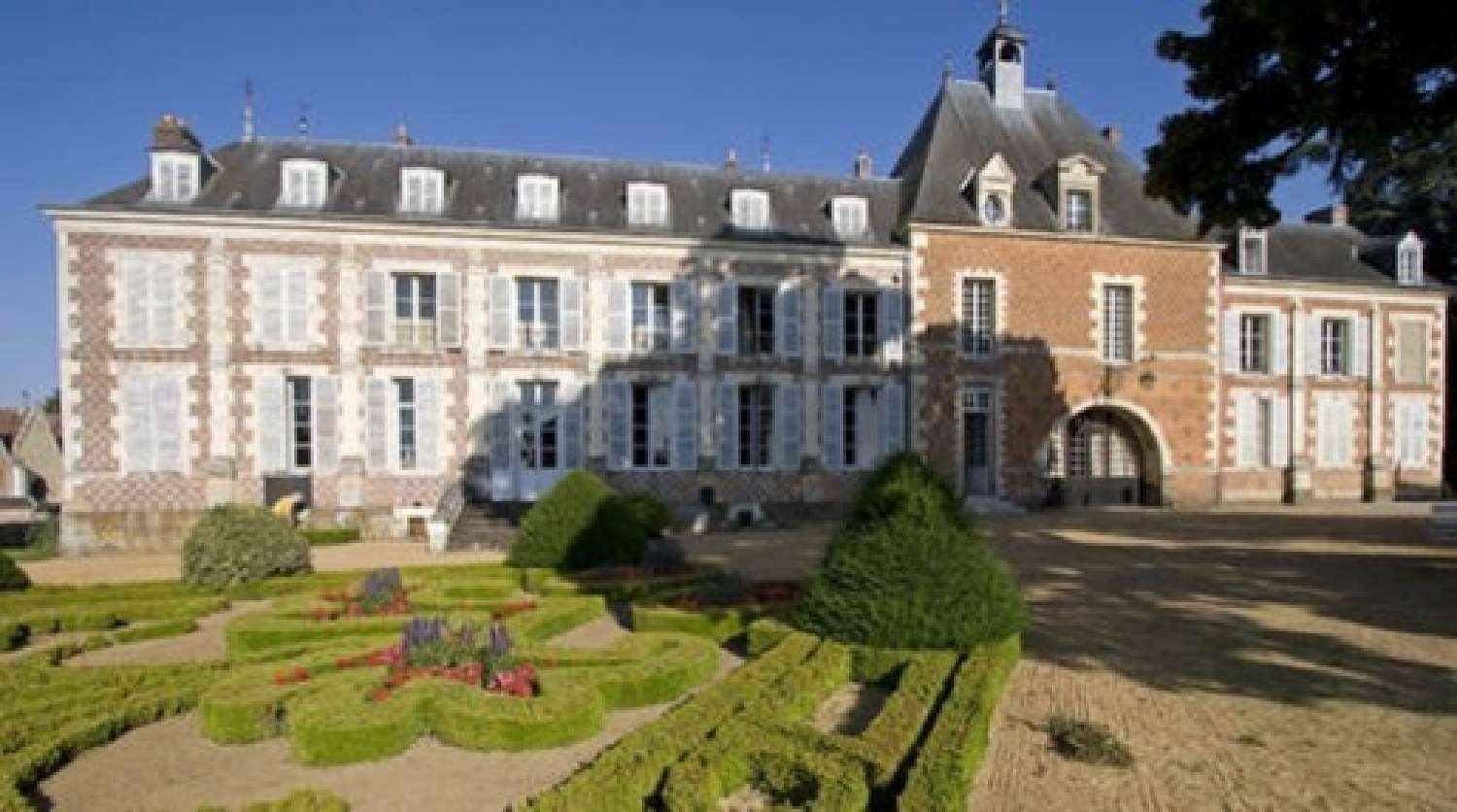  te koop kasteel Alençon Orne 2