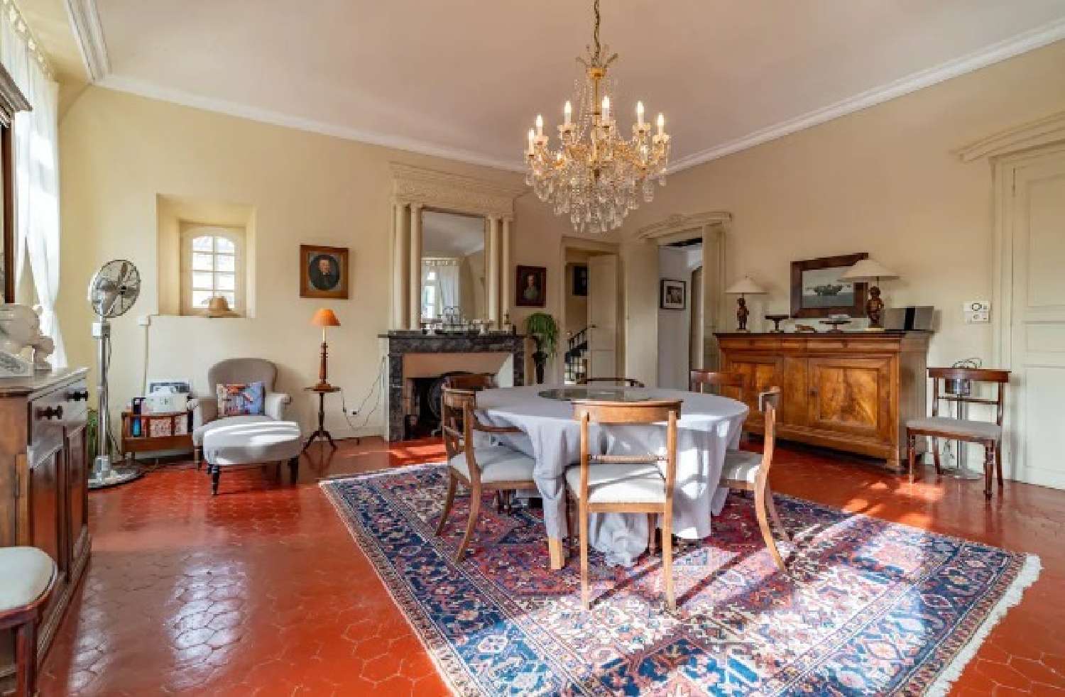  te koop kasteel Alès Gard 5