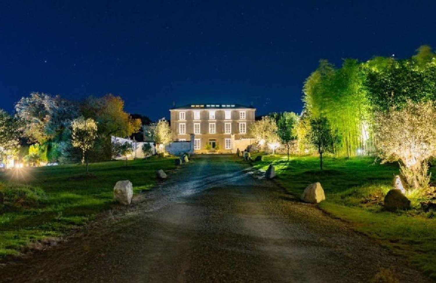  te koop kasteel Angoulême Charente 1