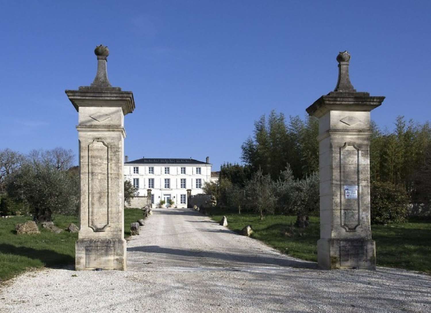  te koop kasteel Angoulême Charente 2