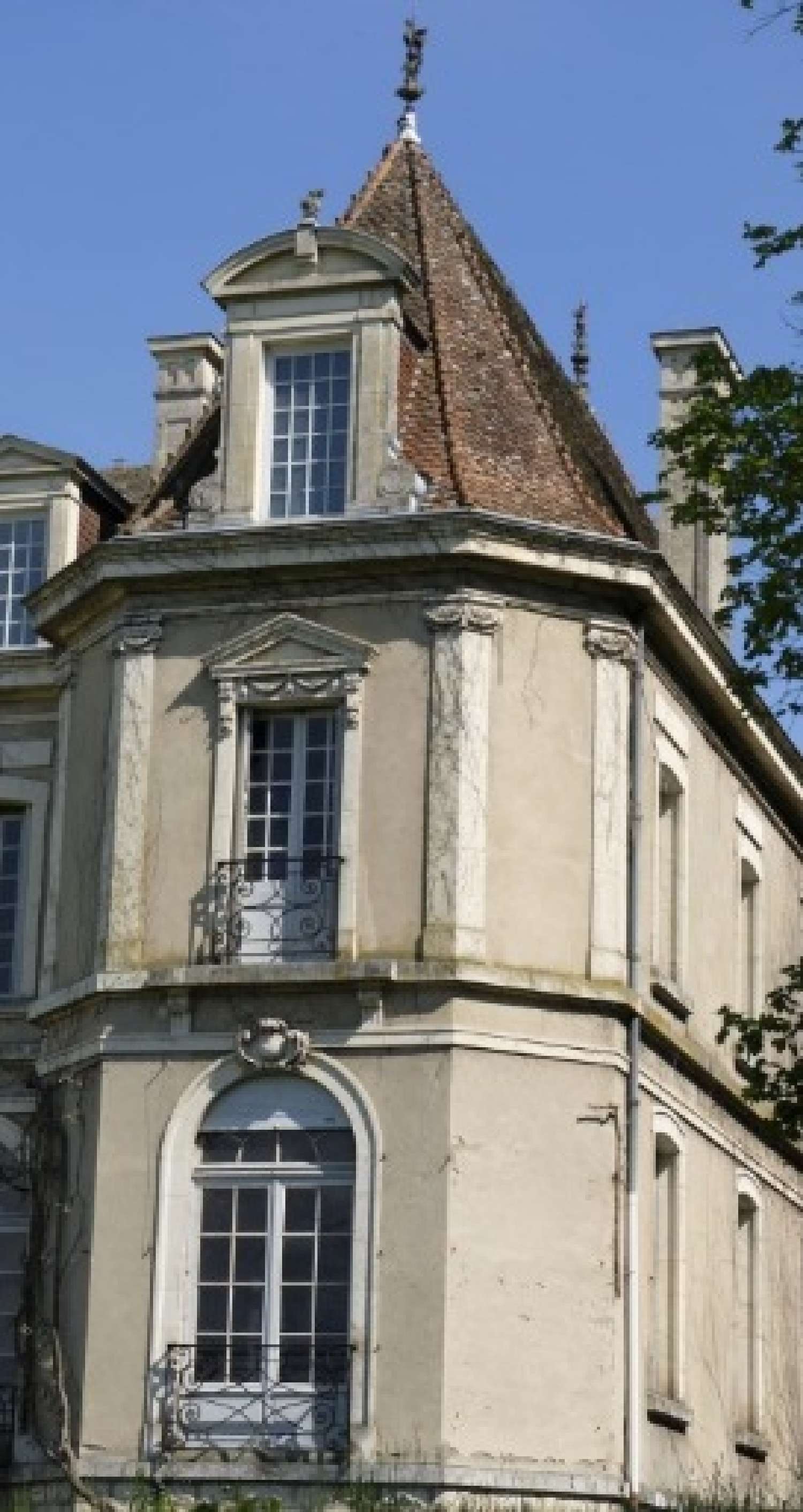  kaufen Schloss Annecy Haute-Savoie 1