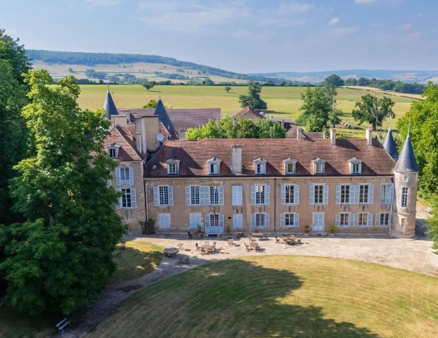  te koop kasteel Avallon Yonne 5