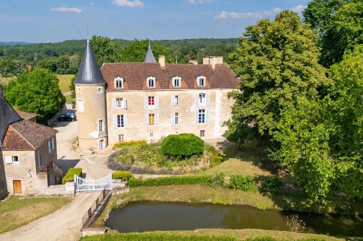  te koop kasteel Avallon Yonne 6