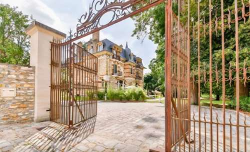 Bury Oise castle foto 7187100